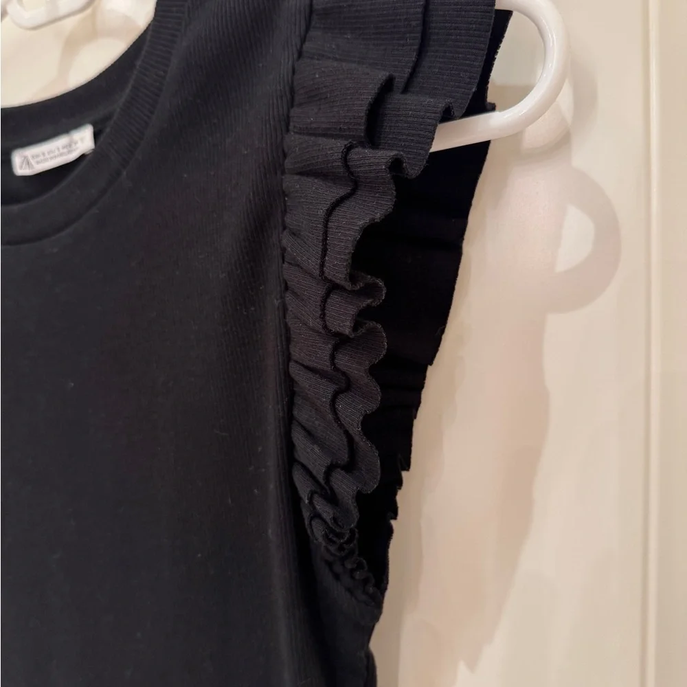 Zara Black Ruffle Sleeve Ribbed Top - Picture 5 of 7